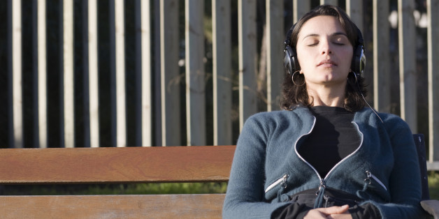 5 Science-Backed Health Benefits Of Hypnosis
